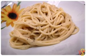 Recipes Selected - Spaghetti With Cheese and Black Pepper