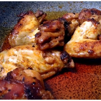 पाककृती निवडलेले - Paprika चिकन विंग्स